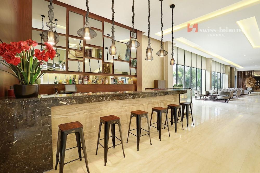 Swiss-Belhotel Sorong Exterior foto